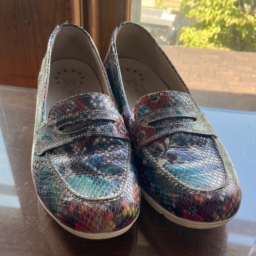 Genuine Leather Mephistopheles Women's Loafers
